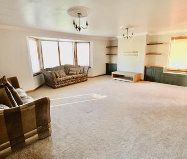 5 bedroom detached house to rent - Photo 1