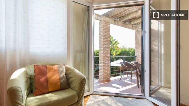 4 room luxury Flat for rent in Almensilla, Andalusia - Photo 1