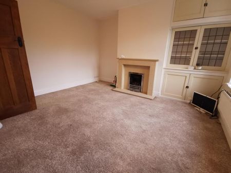 3 bedroom flat to rent - Photo 3