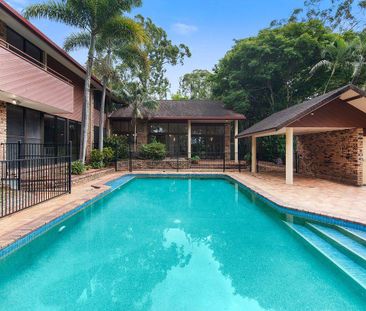 Spacious Family Oasis with Pool & Dual Living - Photo 1