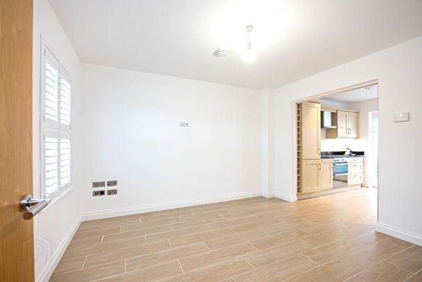 3 Meeting Street, Royal Hillsborough, BT26 6GP - Photo 1