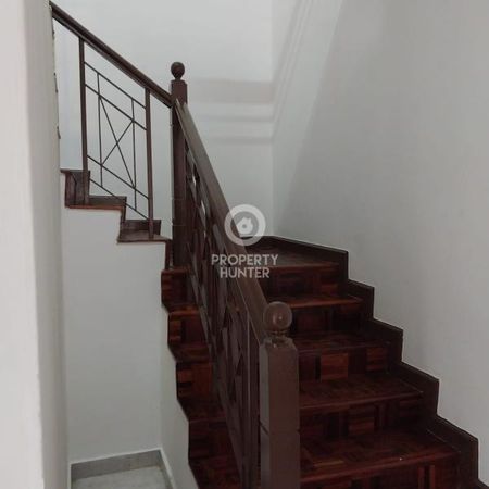 Renovated Double-Storey End-Lot House with Private Garden & EV Charger in Putra Heights - Foto 4