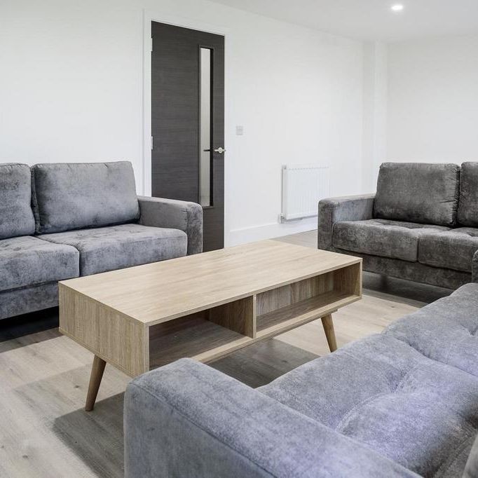 1 bedroom in a house share to rent - Photo 1