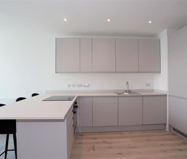 No.1 Old Trafford, M17 - Photo 6