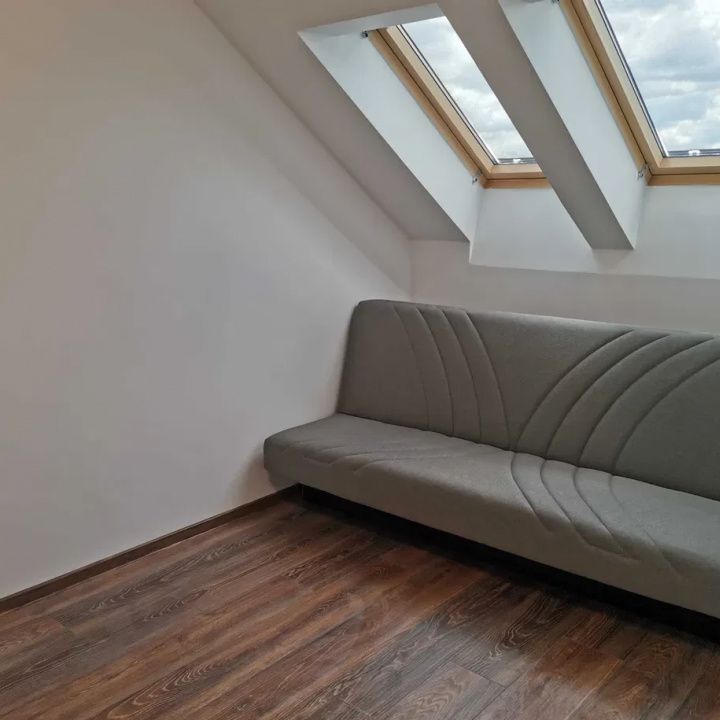 Casa pentru cazare angajati | Camere cu bai proprii | Utilitati inclus - Photo 1