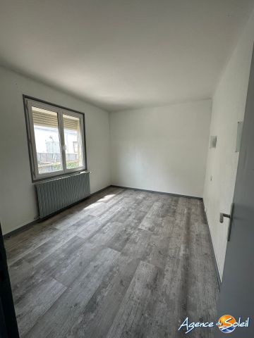 Location Appartement 3 pièces 48m² PORT LA NOUVELLE 11210 - Photo 5