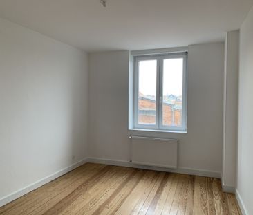 Location Appartement 4 pièces 95m² SARREGUEMINES 57200 - Photo 3