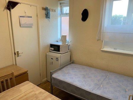 House share to rent - Photo 5