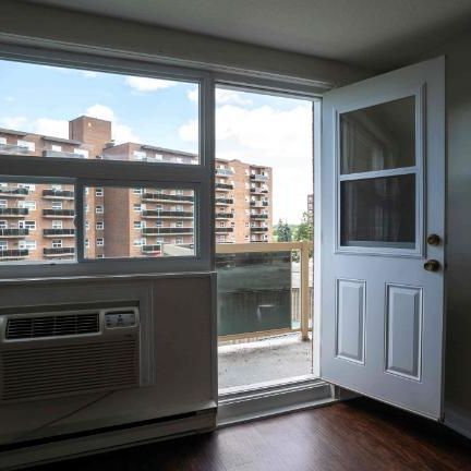 2 CH - 1 SDB - Gatineau - $1,508 /mo - Photo 1