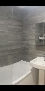 Room in a Shared Flat, Payne Street, SE8 - Photo 4