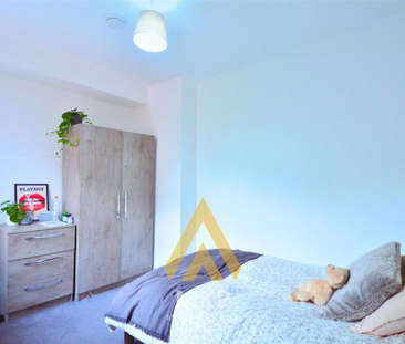 6 bedroom terraced house to rent - Photo 5