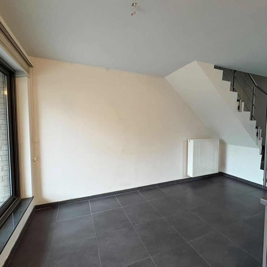 Instapklaar duplexappartement met 2 slpks in Zonhoven. - foto 1