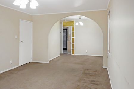 5 bedroom home! - Photo 5