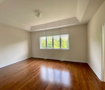For Lease - 160 Chouinard Way, Aurora, Ontario - Photo 5
