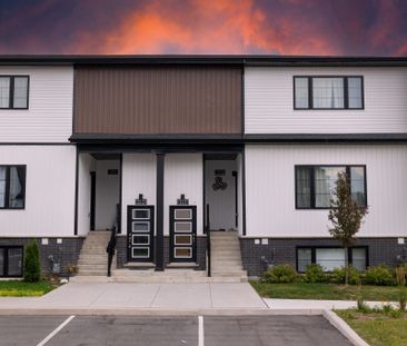 For Lease - 4263 Fourth Avenue, Niagara Falls, Ontario - Photo 2
