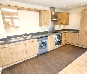 Maxwell Road, Borehamwood - Photo 2