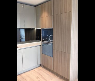 2 Bed Flat, High Street, N8 - Photo 6