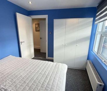 A, Greyhound Rd, Fulham, W6 - Photo 5