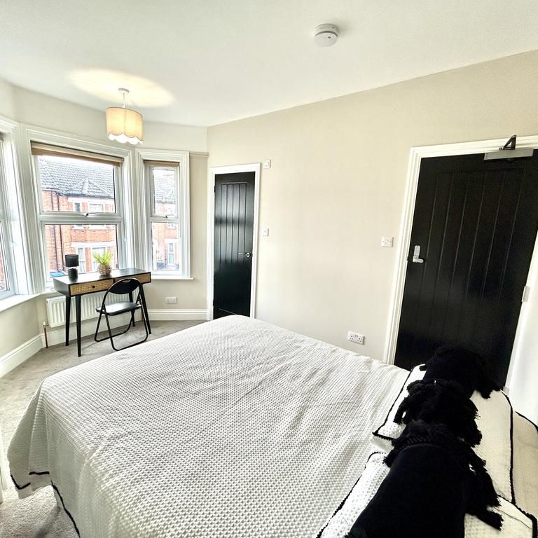 1 bedroom end of terrace house to rent - Photo 1