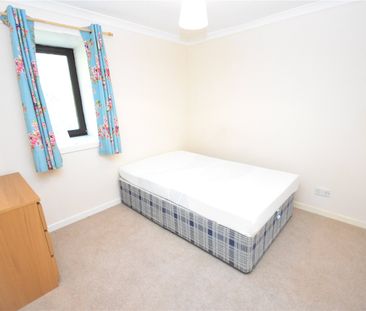 3 bedroom apartment to rent - Photo 3