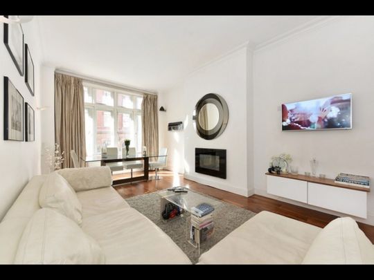 1 Bed Flat, Whitehall, SW1A - Photo 1
