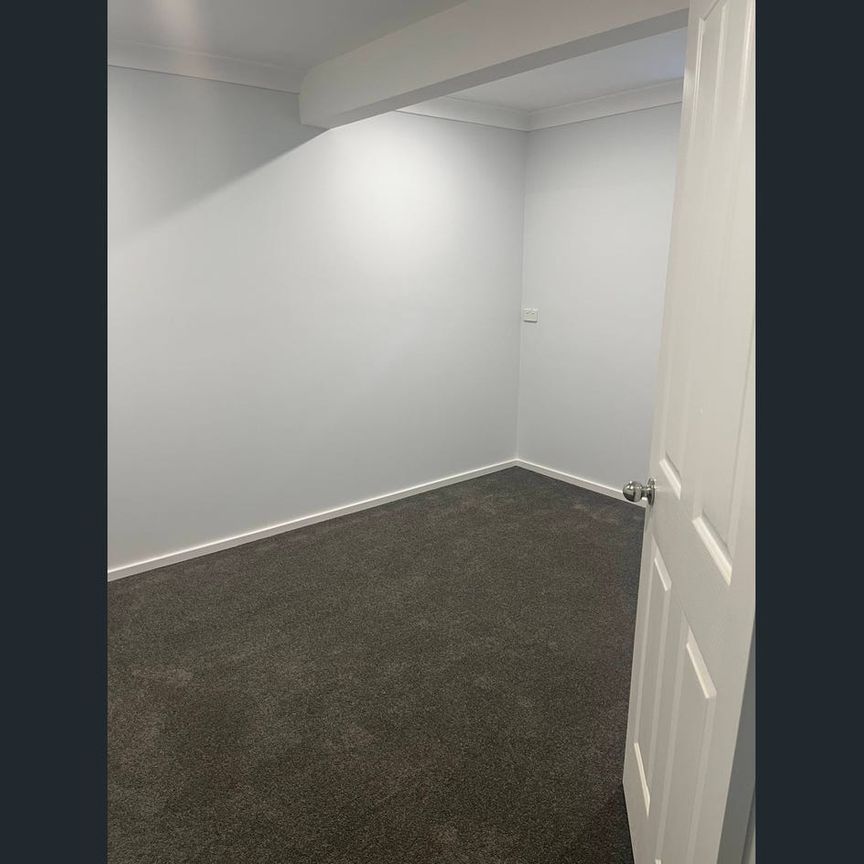 Newly Renovated 2-Bedroom Apartment in Convenient Location - All Utilities Included! - Photo 1