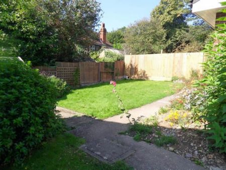 1 bedroom bungalow to rent - Photo 3