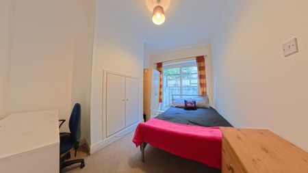 5 bedroom house to rent - Photo 3