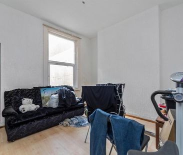 Apt 2, 11 Wolseley Street, Belfast, BT7 1LG - Photo 2