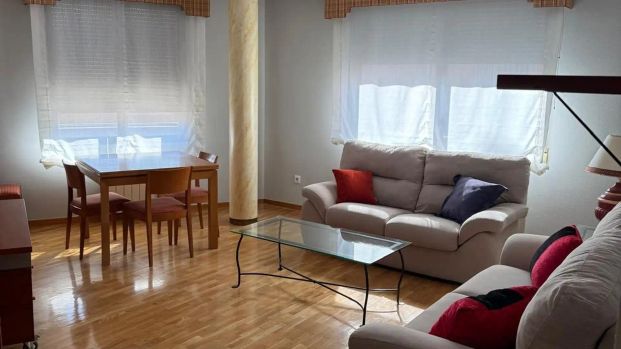 Piso de alquiler en Santa Lucia, Circular - Foto 1