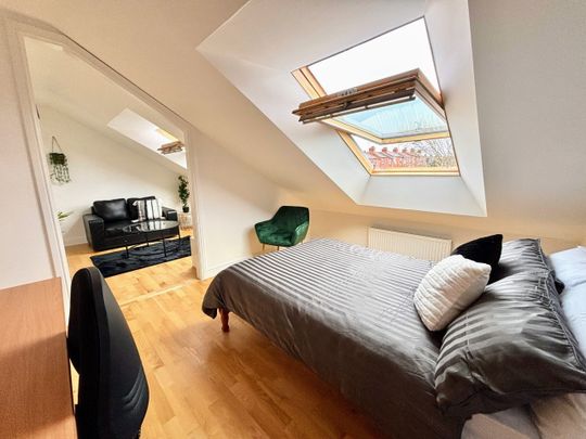 2 Bedrooms, 5 Willowbank Mews Top Floor – Student Accommodation Coventry - Photo 1