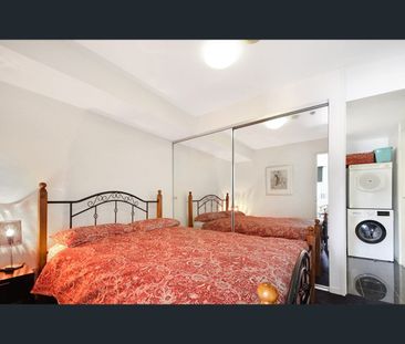 Spacious One-Bedroom Apartment in the Heart of Chinatown with Pool ... - Photo 4