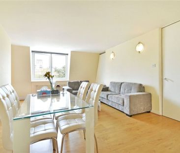 Goswell Road - Photo 3