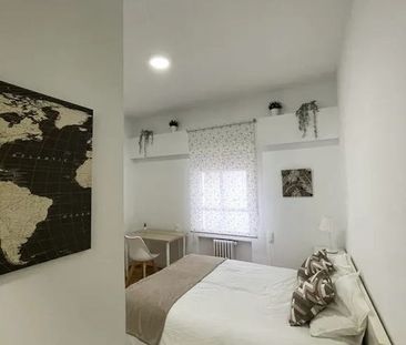 Calle de Bravo Murillo, Madrid, Community of Madrid 28020 - Photo 6