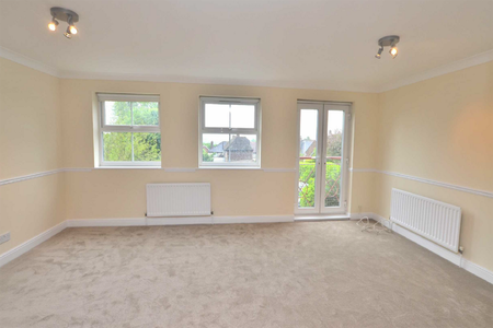 2 bedroom apartment to rent - Photo 4