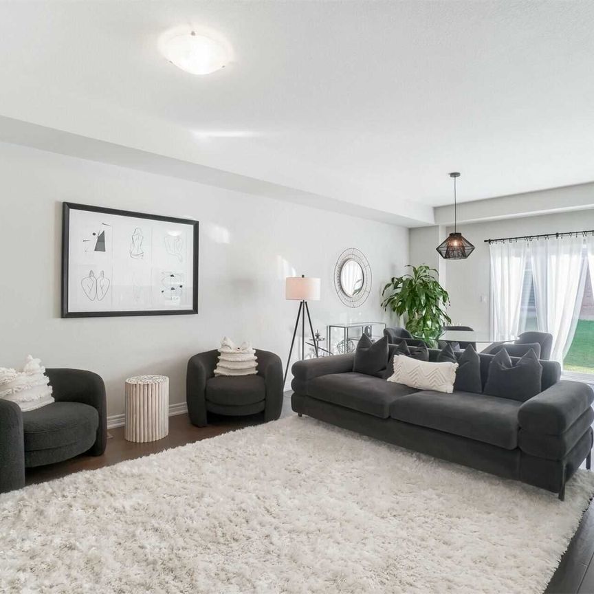 For Lease - 90 Bobolink Road, Hamilton, Ontario - Photo 1