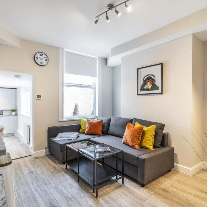 5 bedroom house to rent - Photo 1