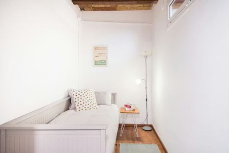 Carrer de Blasco de Garay, Barcelona, Catalonia 08004 - Photo 5