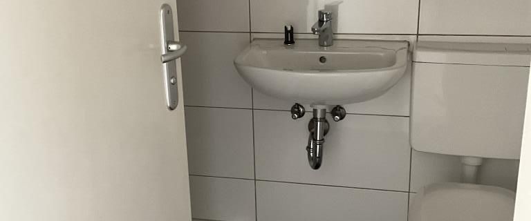 3-Zimmer-Wohnung im Erdgeschoss mit Balkon - Foto 1