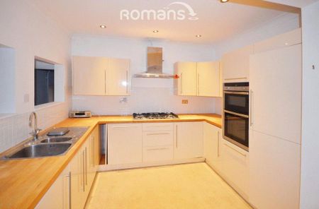 2 bedroom semi-detached house to rent - Photo 3