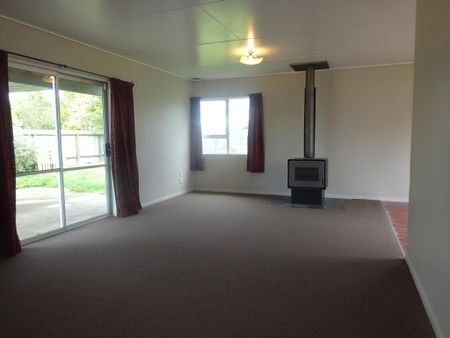 Bangor Street, Flaxmere - Photo 2
