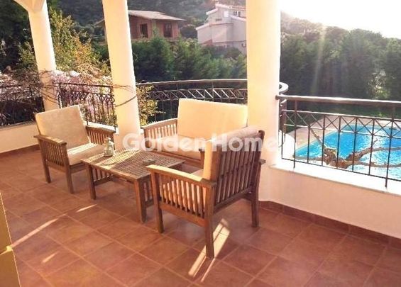 Μεζονέτα για ενοικίαση Κέντρο (Παλαιά Φώκαια) - Φωτογραφία 1