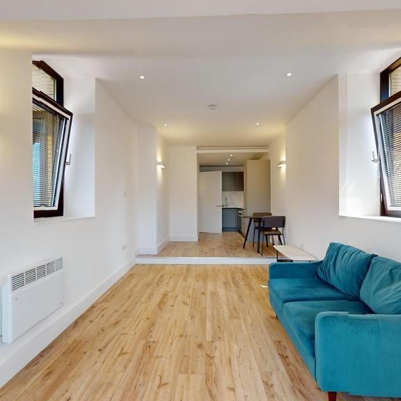 1 bedroom flat to rent - Photo 1