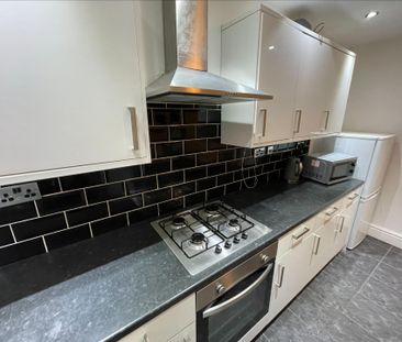 Grosvenor Road, Liverpool - Photo 4