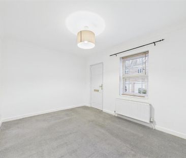 2 bedroom house to rent - Photo 3