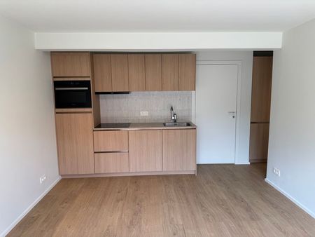 Appartement te huur - Foto 3