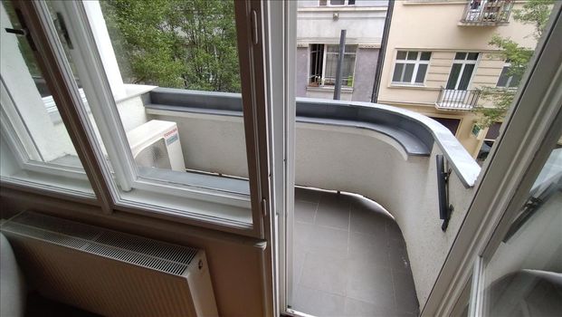 Kiadó felújított lakás - Budapest V. kerület - Photo 1