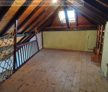 Appartement T3, bureau et mezzanine dans maison de village à Frangy - Photo 1