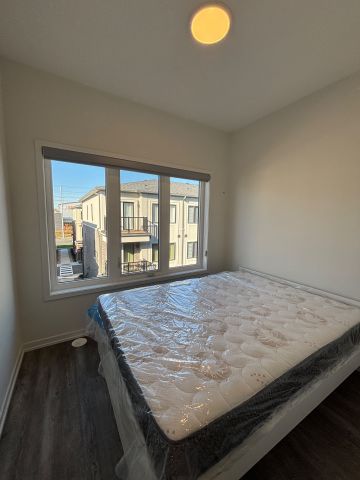 For Lease - 182 MATAWIN Lane, Richmond Hill, Ontario - Photo 4