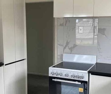 HOUSE FOR RENT IN MT ROSKILL - Photo 4